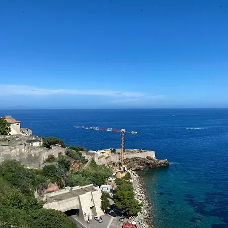 Vue Et Iles Italiennes Bastia (Corsica)
